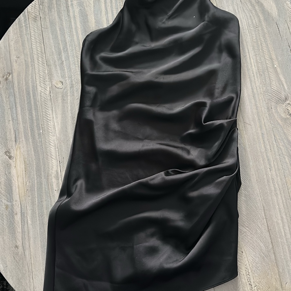 Peyton Ruched Satin Cowl Halter Neck Sleeveless Open Back Detail Asymmetrical - Picture 2 of 3